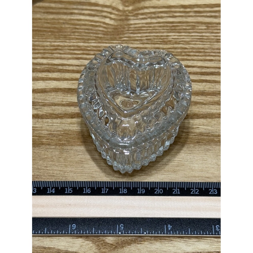 VTG Homco Home Interiors Ridged Lidded Heart Shaped Trinket Box Clear Glass 2.5"